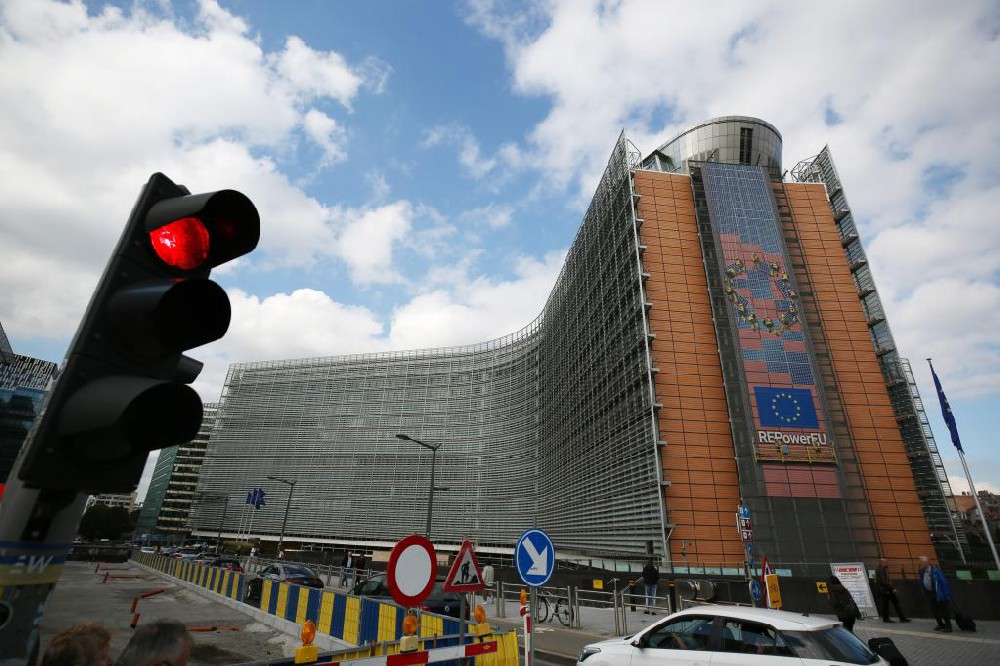 “这意味着全球合作再次出现倒退”——欧盟对华电动汽车加征关税引发多方反对