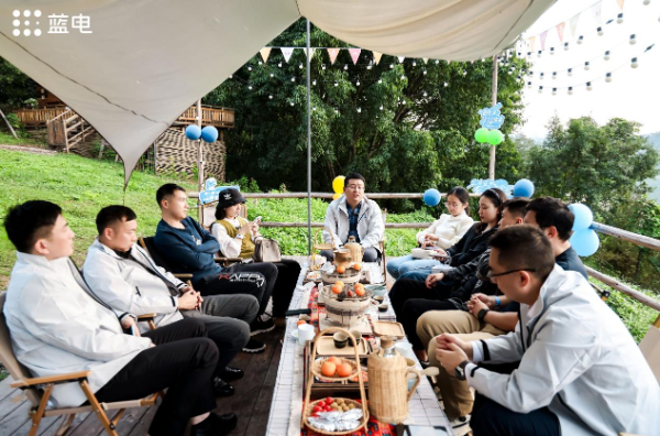 蓝电E5 PLUS全国交付仪式开启 重塑家庭出行体验(图4)