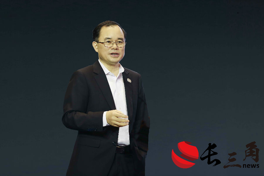 长安汽车斥资115亿元与华为深化合作 共同投资引望智能(图1) 长安汽车斥资115亿元与华为深化合作 共同投资引望智能(图1)