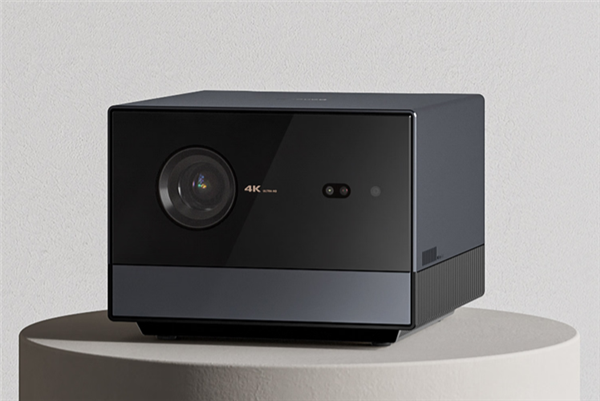 4K分辨率搭配全玻璃镜头！当贝F6投影仪发布：新一代海思V811芯片 支持8K解码(图1)