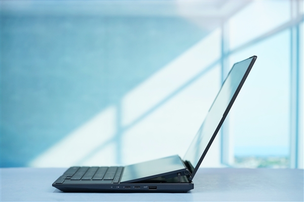 14英寸机身塞下18英寸屏！华硕灵耀X 双屏Pro 2023图赏(图5)