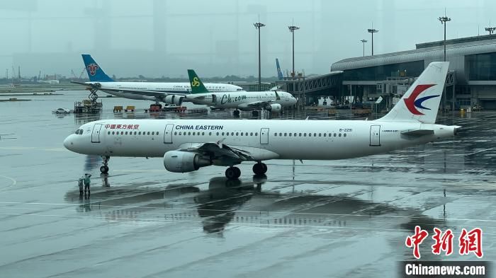 为保障人体捐献器官运输 东航一航班主动延迟72分钟起飞 为保障人体捐献器官运输 东航一航班主动延迟72分钟起飞(图1)