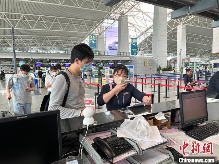 为保障人体捐献器官运输 东航一航班主动延迟72分钟起飞 为保障人体捐献器官运输 东航一航班主动延迟72分钟起飞(图3)